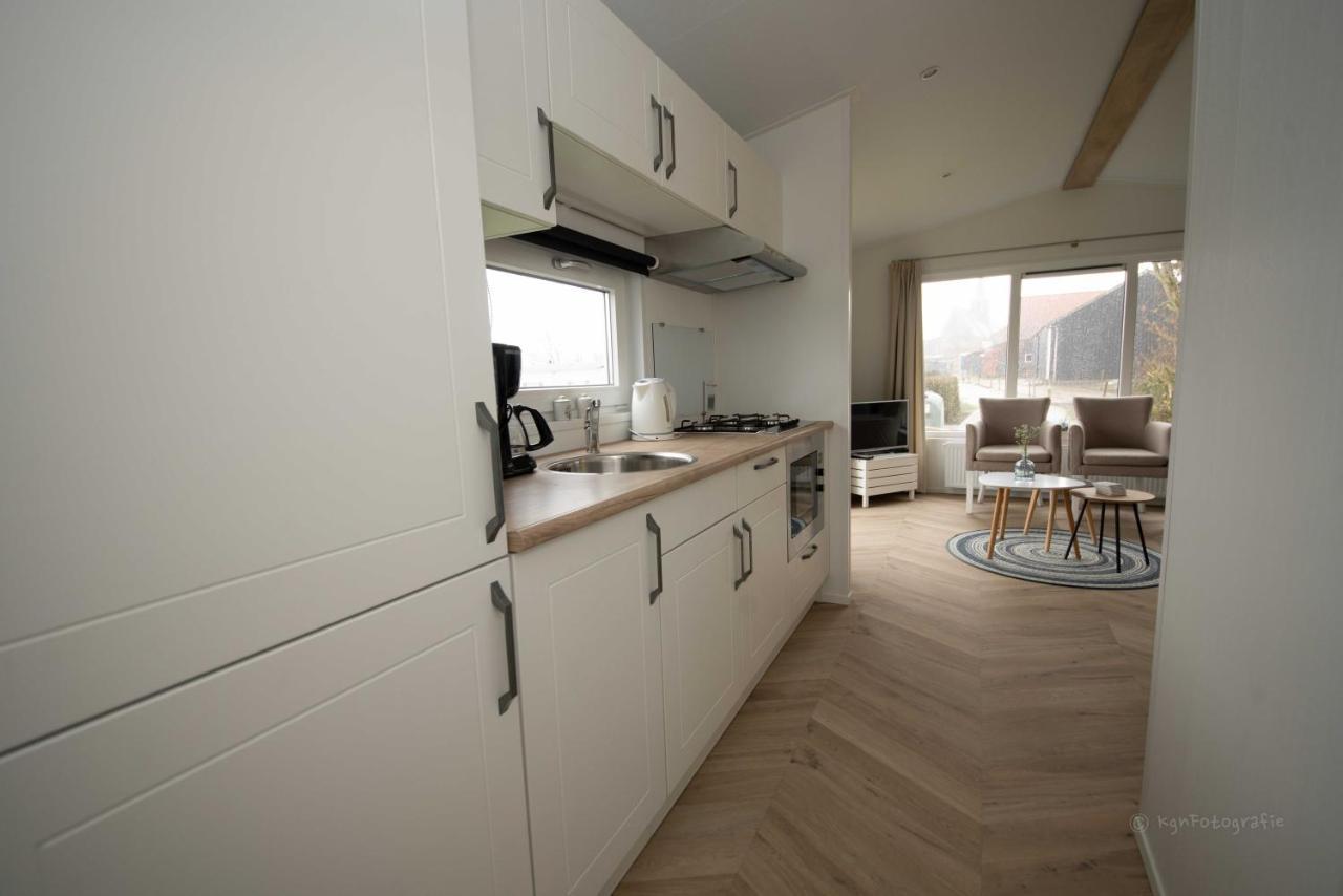 Gapinge Chalets Op Minicamping Dorpszicht מראה חיצוני תמונה